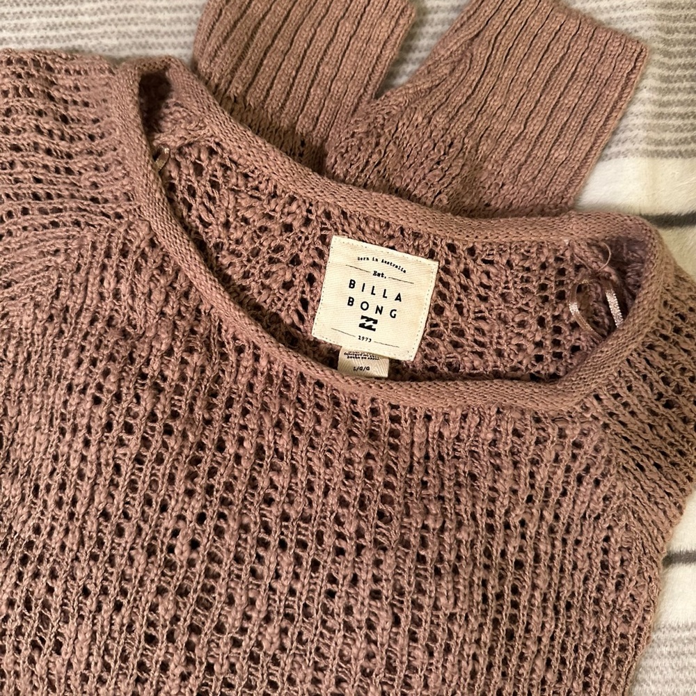 Billabong Sundown Sweater in the color Mushroom - Large - Picture 6 of 8